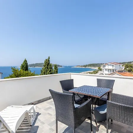 Διαμέρισμα Zecevo Rtic 10334a