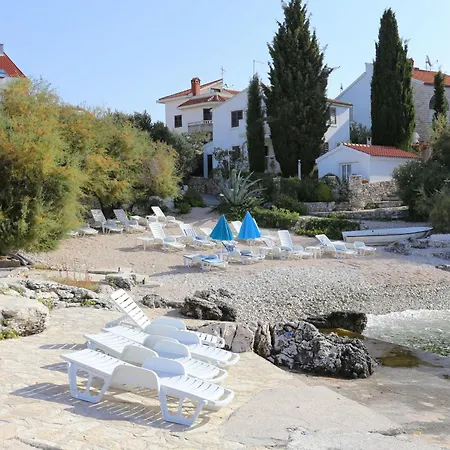 Zecevo Rtic 10334a Daire Rogoznica (Sibenik-Knin)