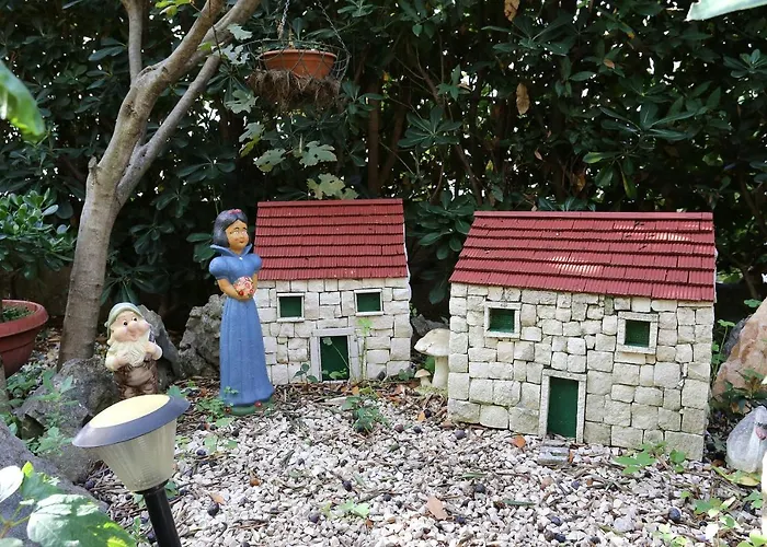 Zecevo Rtic 10334a * Rogoznica (Sibenik-Knin)