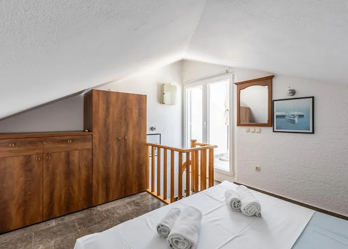 Zecevo Rtic 10334a Apartment *