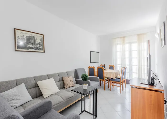 Zecevo Rtic 10334a * Rogoznica (Sibenik-Knin)